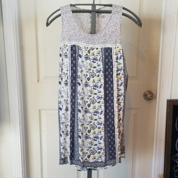 Knox Rose Dresses & Skirts - Floral dress